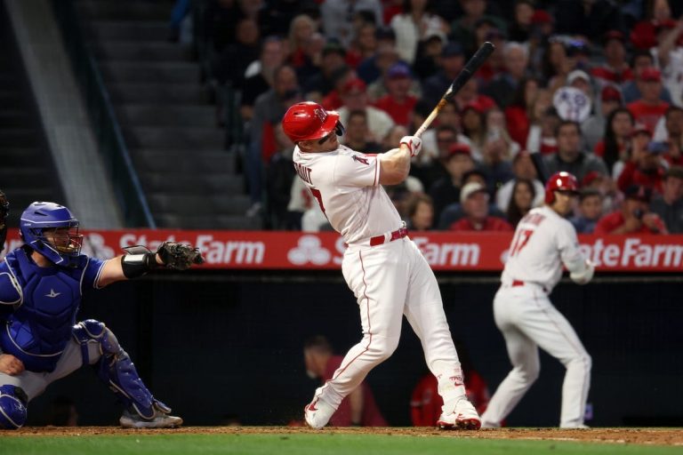 MLB News: Mike Trout hits one of Angels’ three homers in win over Jays
