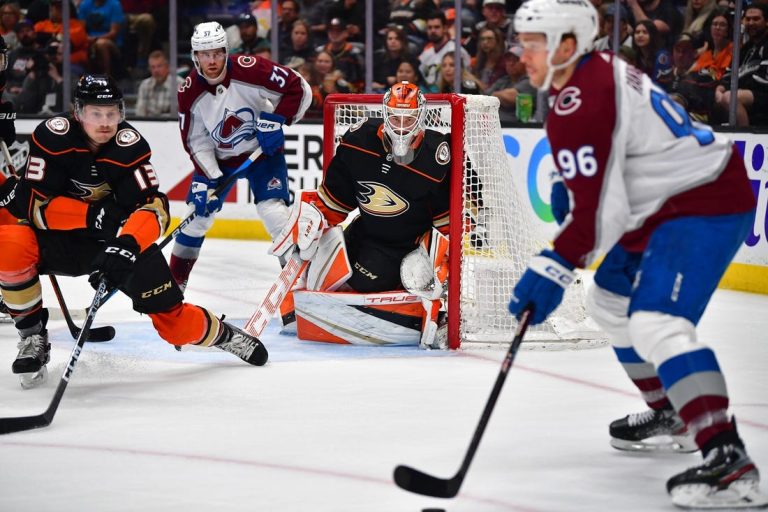 NHL News: Nathan MacKinnon lifts Avs over Ducks in OT