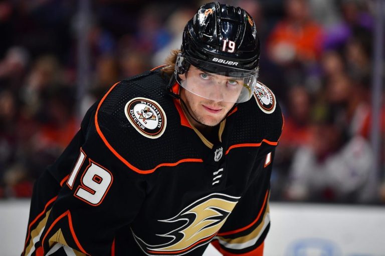 NHL News: Ducks look to halt 11-game skid in clash vs. Canucks