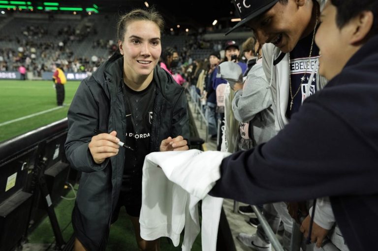 NWSL News: Angel City D Vanessa Gilles extends loan to Lyon