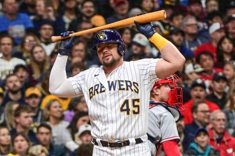 MLB News: Brewers place Luke Voit on IL, sign free agent Darin Ruf