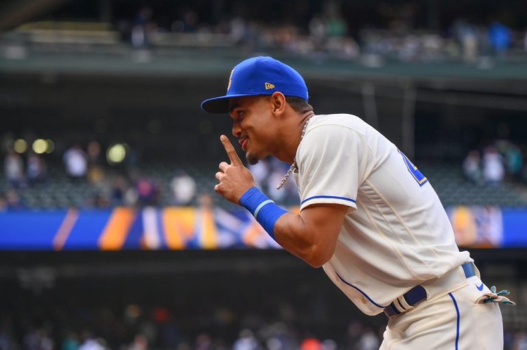 MLB News: Rangers, Mariners upbeat heading into three-game series