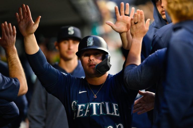 MLB News: Back-to-back HRs lift Mariners past A’s