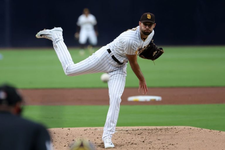 MLB News: Improving in clutch spots, Padres open set with Cubs