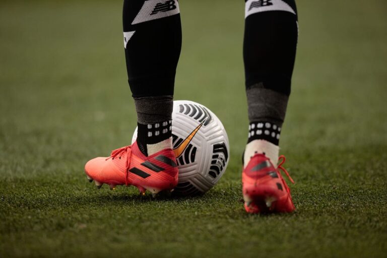 CONCACAF News: Gold Cup roundup: 2nd-half goals lift Panama over Martinique