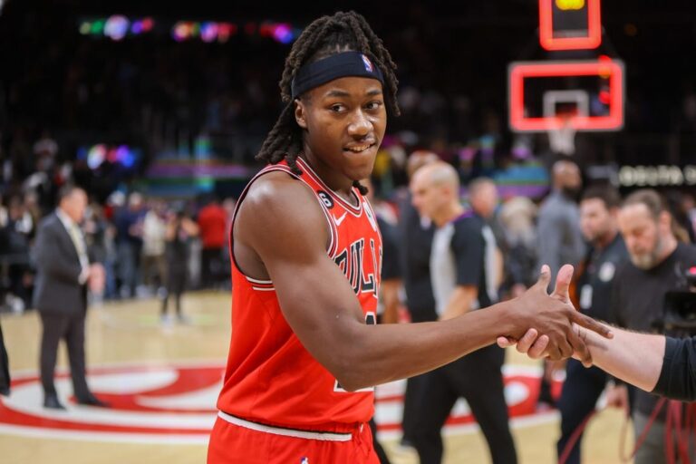 Report: Bulls G Ayo Dosunmu agrees to 3-year, $21M deal