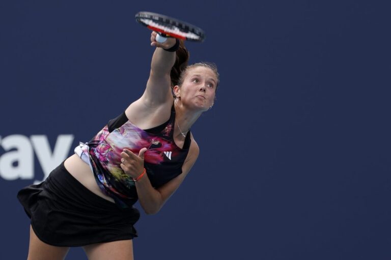 WTA News: WTA roundup: Top seed Daria Kasatkina in quarterfinals in Palermo