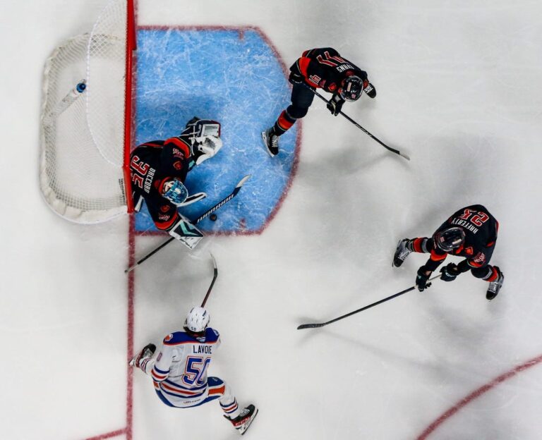 NHL News: Oilers ink F Raphael Lavoie to one-year extension