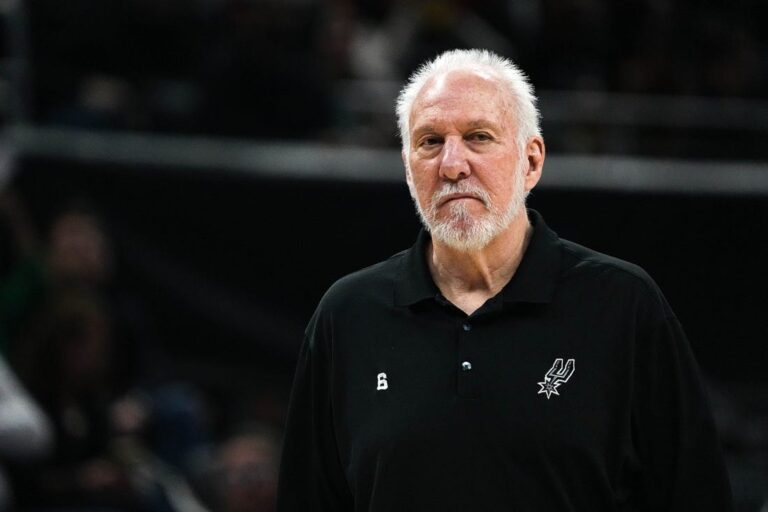 Spurs coach Gregg Popovich signs 5-year contract