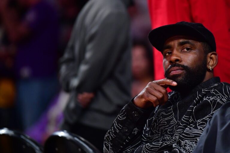 Kyrie Irving in L.A. to host up to six teams as free agency begins