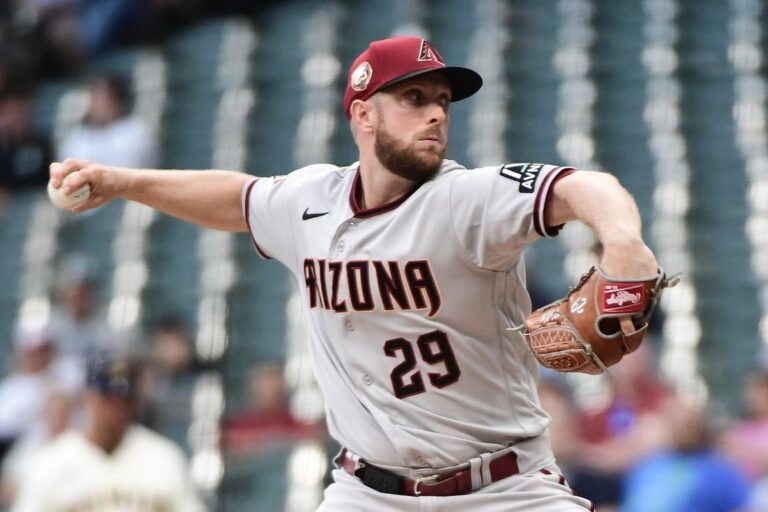 MLB News: D-backs place RHP Merrill Kelly (calf) on IL