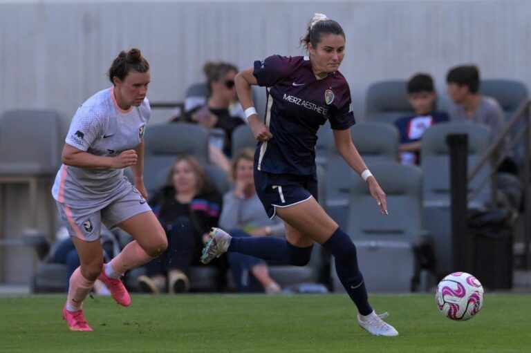 NWSL News: Courage D Malia Berkely signs three-year extension