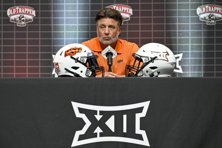 NCAAF News: Okla. State coach Mike Gundy scorches rival Oklahoma