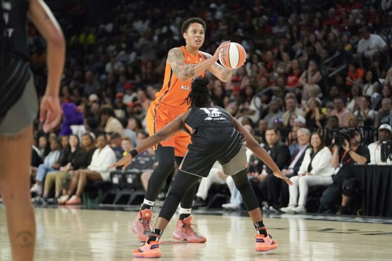 Team Stewart outguns Team Wilson behind MVP Jewell Loyd