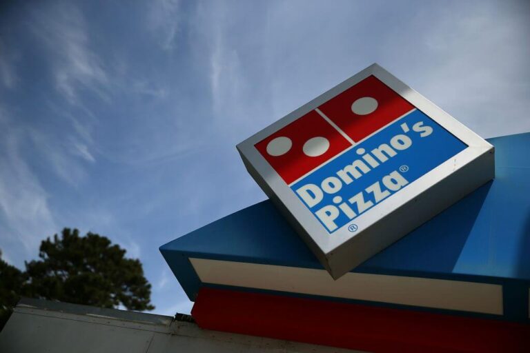 Domino’s Pizza Reports Q2 EPS Beat, Shares Gain