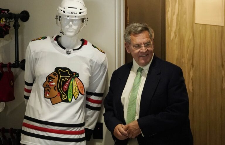 NHL News: Blackhawks owner Rocky Wirtz dies at 70