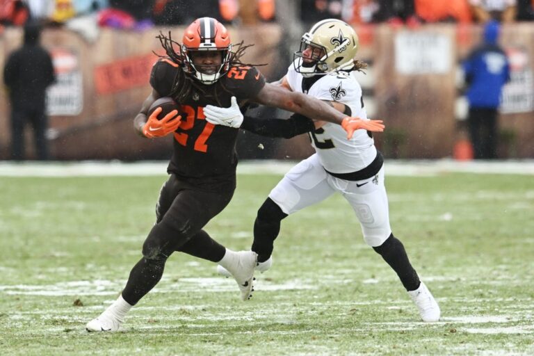 NFL News: Saints host Kareem Hunt with RB needs multiplying