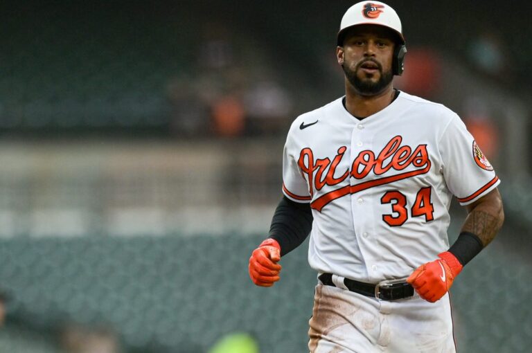 MLB News: Orioles reinstate OF Aaron Hicks from injured list