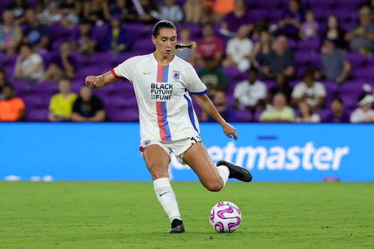 NWSL News: Reign extend M Olivia Van der Jagt through 2026