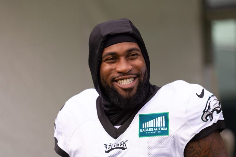 NFL News: Reports: Eagles LB Haason Reddick to have thumb surgery