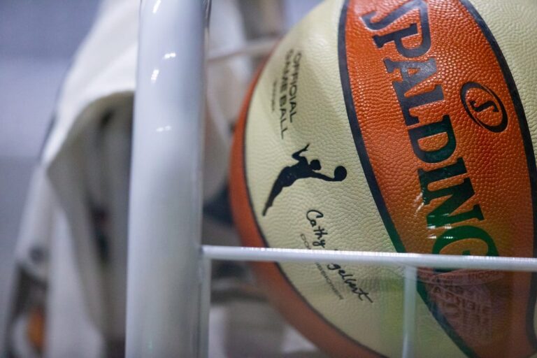 A’ja Wilson goes for 38 points, Aces slam door on Sky to win series