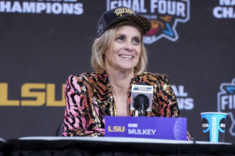 LSU’s Kim Mulkey underwent heart procedure in June