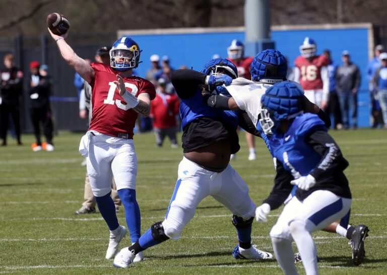 NCAAF News: Devin Leary leads Kentucky into new era vs. Ball State