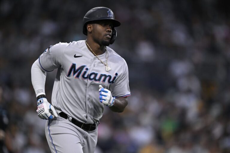 MLB News: Marlins, maybe without Jorge Soler, look for split with Rays