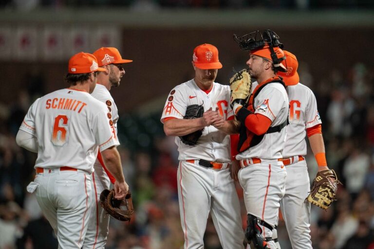 MLB News: After near no-hitter, Giants chase sweep of Reds