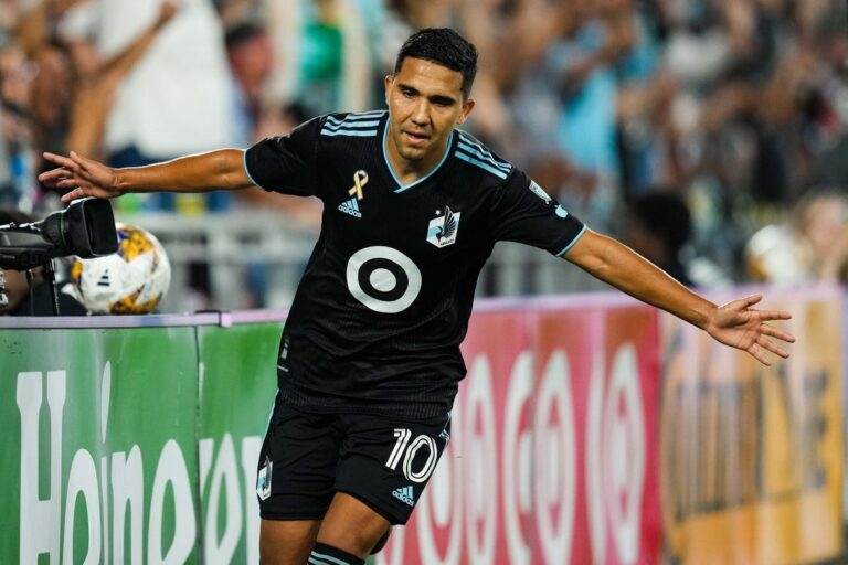 MLS News: Emanuel Reynoso’s two goals carry Loons past Rapids