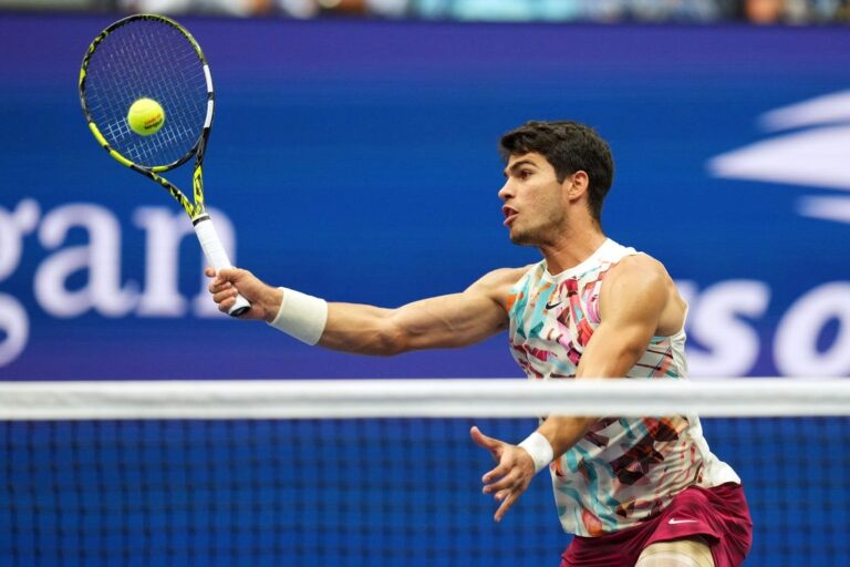 ATP News: Defending champ Carlos Alcaraz cruises into U.S. Open quarters