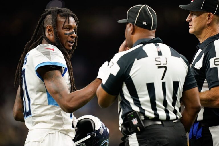NFL News: Titans WR DeAndre Hopkins (ankle) to play vs. Chargers