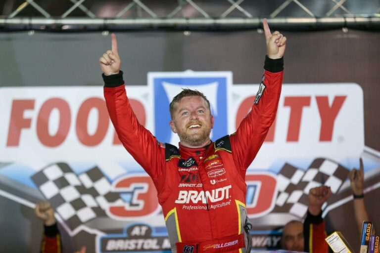 NAS News: Justin Allgaier pulls out Xfinity playoff victory at Bristol