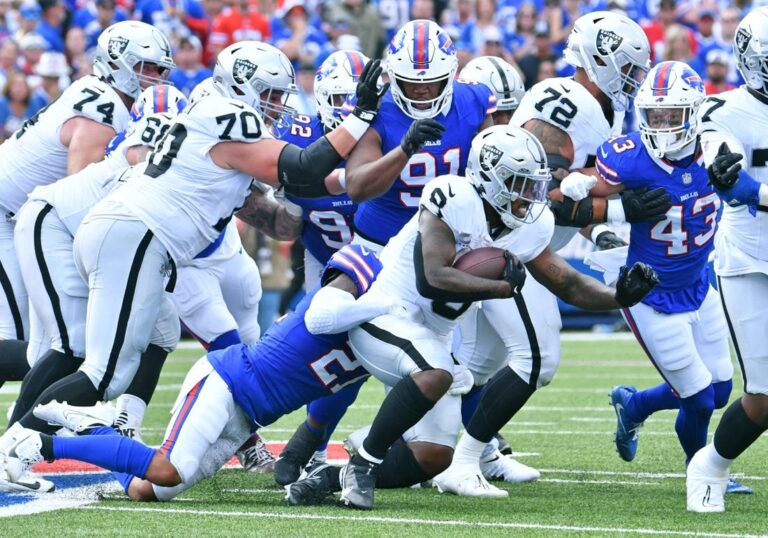 NFL News: Steelers take on Raiders in a matchup of struggling offenses