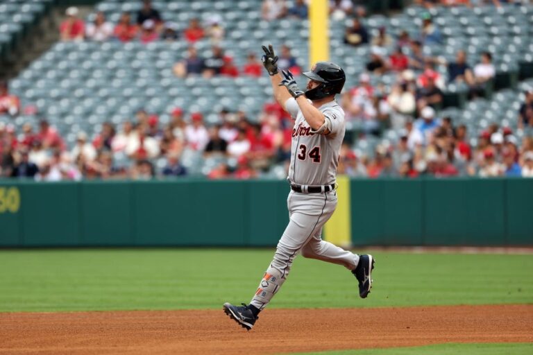 MLB News: Jake Rogers belts two HRs as Tigers down Angels