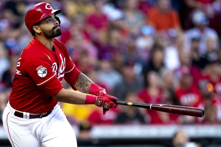 MLB News: Down nine runs, Pirates topple Reds 13-12