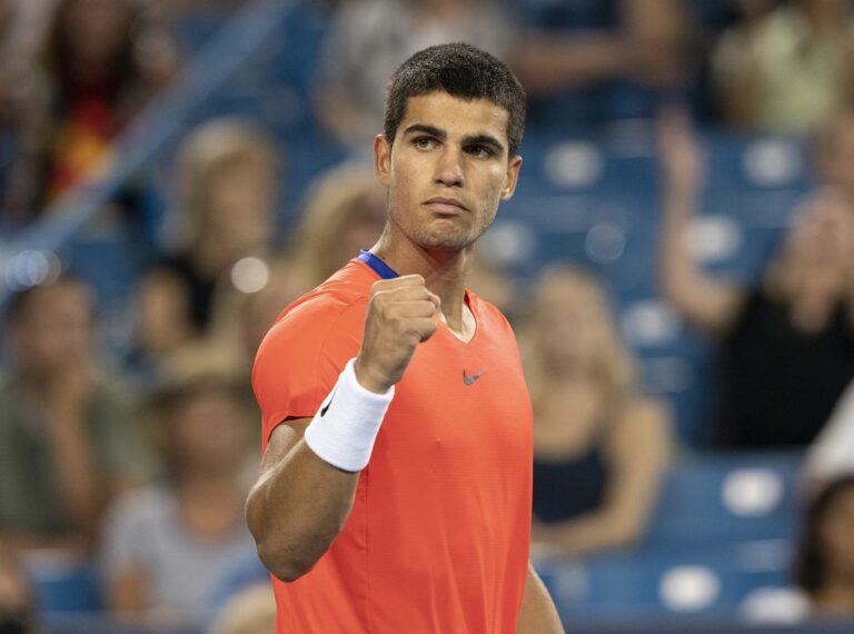 ATP News: Carlos Alcaraz overcomes new surroundings to win in Shanghai