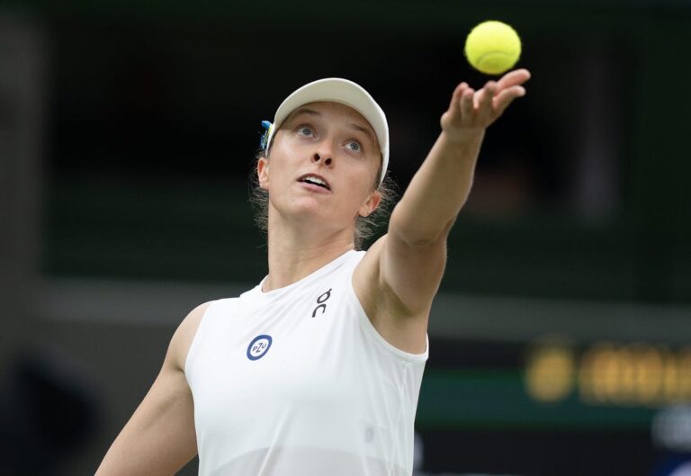 WTA News: Iga Swiatek snaps Coco Gauff’s win streak, moves to Beijing final
