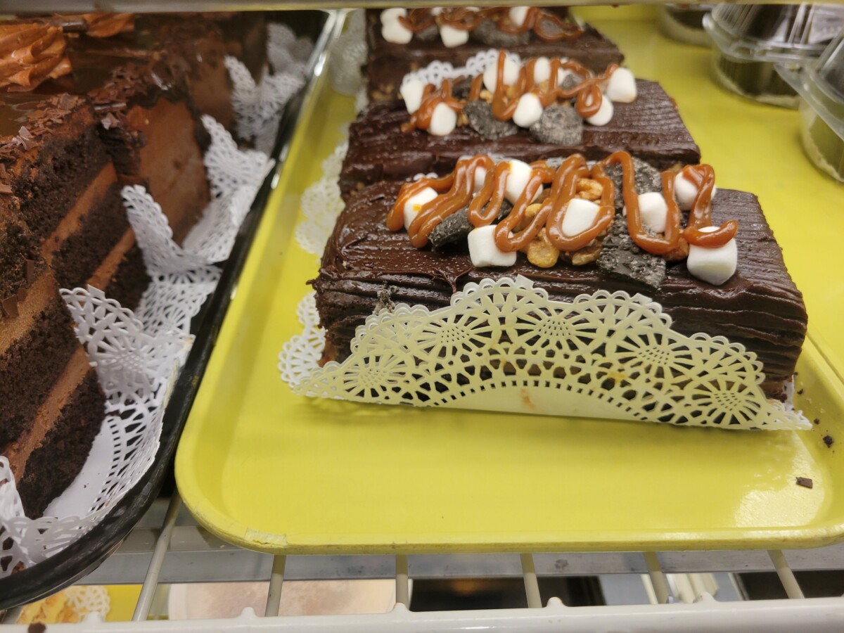 Moist Chocolate Cake Recipe by CWEB.com