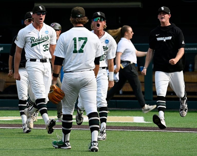 NCAABBL News: Wright State eliminates No. 1 overall seed Vanderbilt in stunner