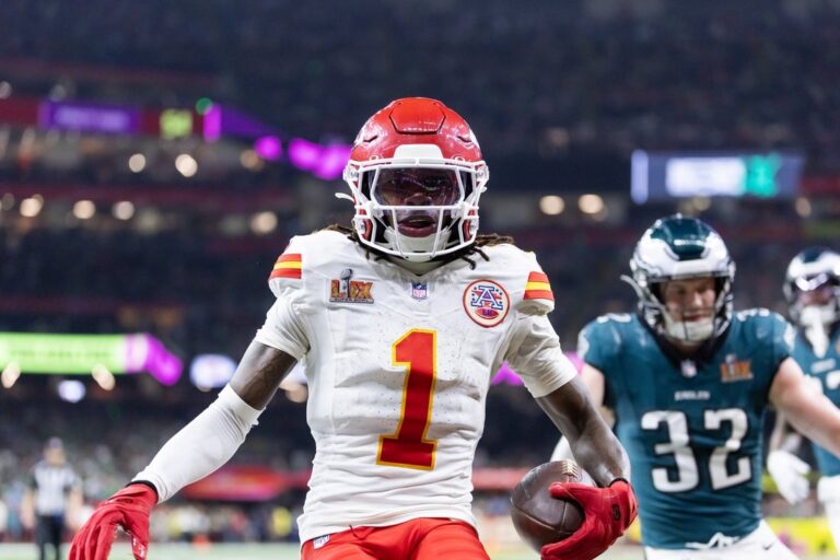 NFL News: Chiefs sign help as WR Xavier Worthy enters concussion protocol