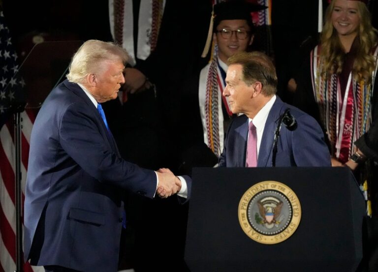 NCAAF News: Reports: Donald Trump to sign executive order for NIL standards