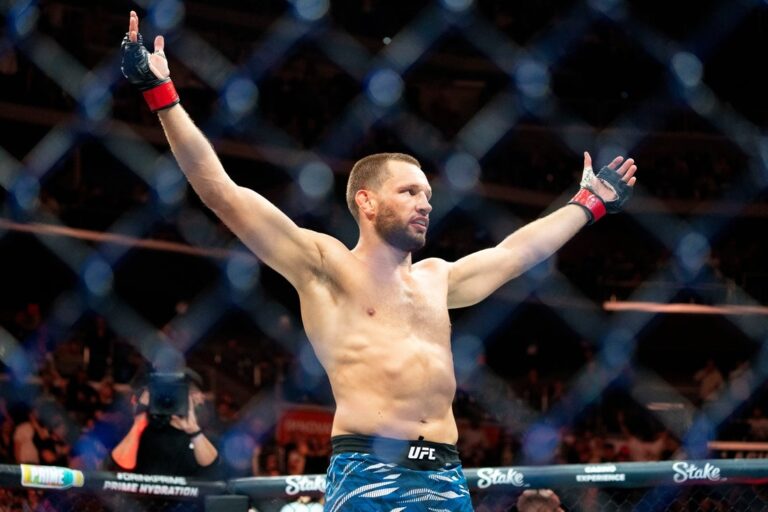 UFC News: UFC Fight Night: Reinier de Ridder defeats Robert Whittaker by split decision