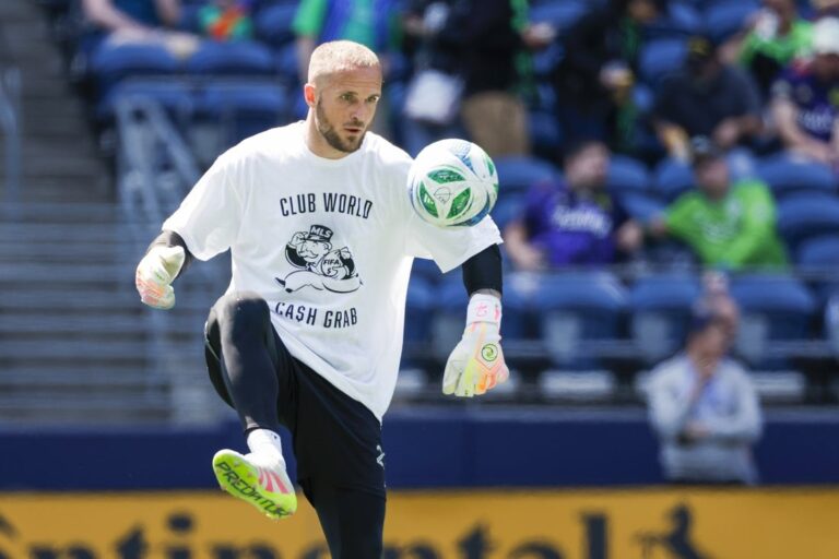 MLS News: Reports: MLS players get pay boost from CWC prize money