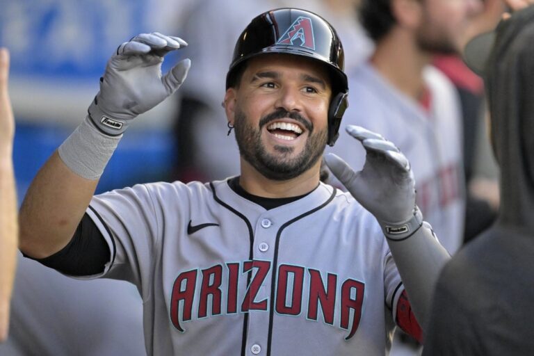 MLB News: Diamondbacks not acting like sellers, face injury-riddled Astros