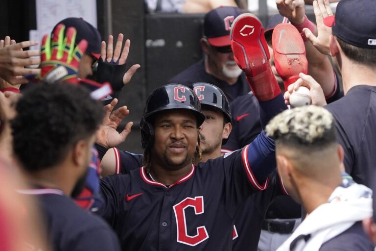 MLB News: Guardians rally to defeat White Sox in extra innings
