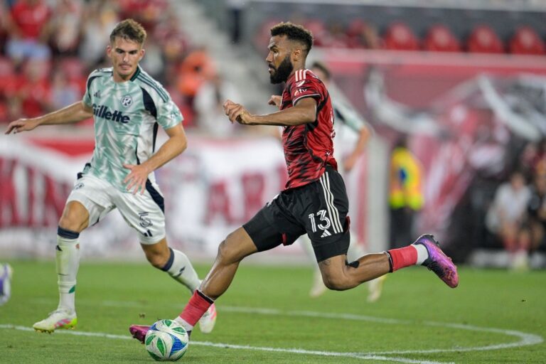 MLS News: Red Bulls score five times in second half to shock Revolution