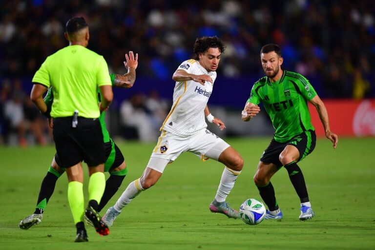 MLS News: Cellar-dwelling Galaxy take aim at rival LAFC