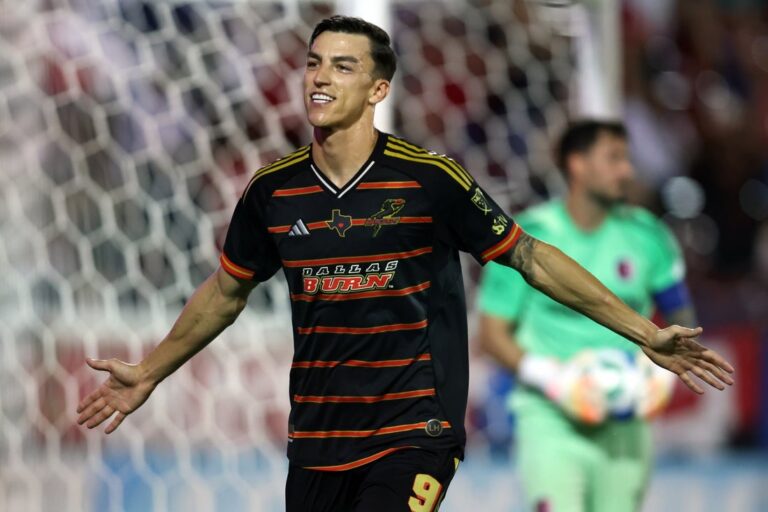 MLS News: Petar Musa has big day (2 goals, 1 assist) as FC Dallas blank St. Louis City