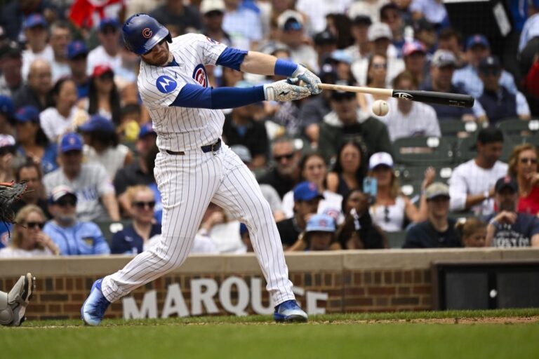 MLB News: Cubs riding high in NL, welcome runs-hungry Royals